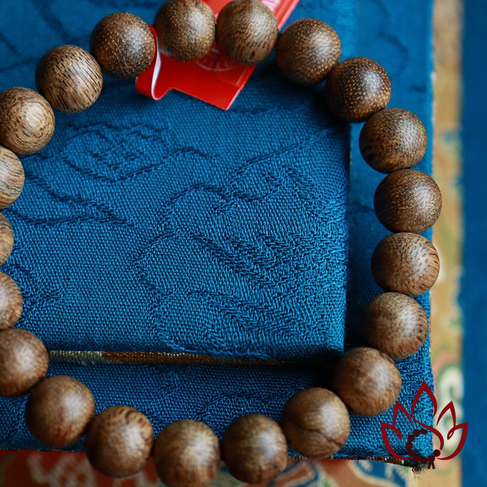 Vòng Trầm Hương Hạt Tròn | 8 ly | Trầm Tốc Kiến Tự Nhiên Lâu Năm